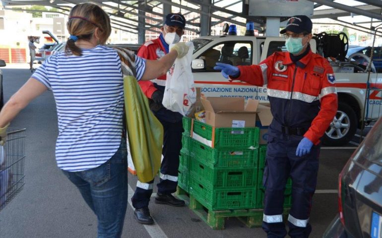 Carabinieri in congedo e cittadini rispondono all’appello di Domus de Luna: tanti aiuti alle famiglie