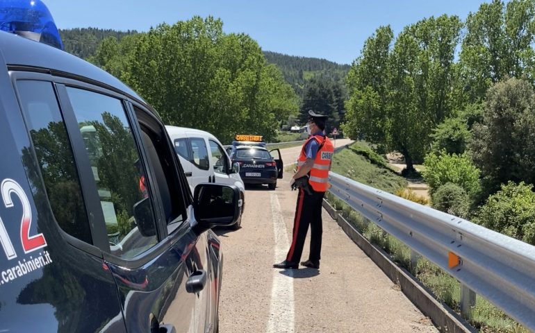 Motociclista precipita in un dirupo: soccorso nella notte a Gairo