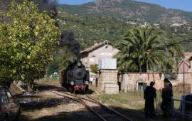 Elini-stazione-trenino-verde.jpg