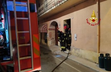 incendio-abitazione-siliqua (2)