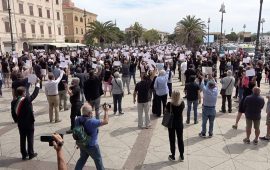 manifestazione-ospedale-la-maddalena