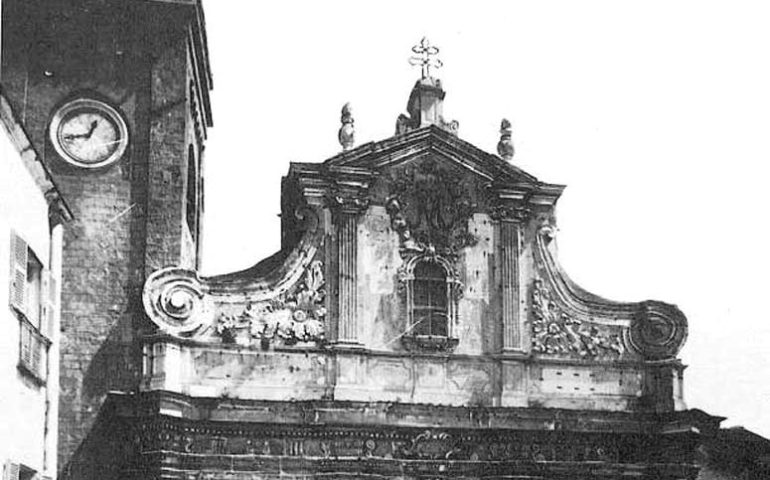 La facciata barocca della Cattedrale di Cagliari: sapete perché nei primi del ‘900 fu distrutta?