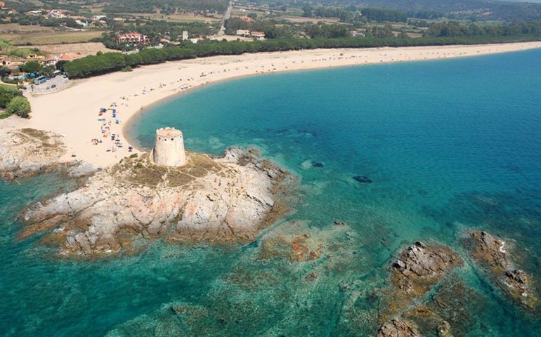 (FOTO) Le spiagge più belle della Sardegna. La Torre di Barì: otto chilometri di eclettica meraviglia