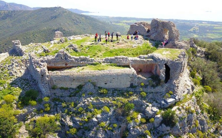 Folklore e leggende: il Conte di Quirra e la fanciulla di Perdasdefogu