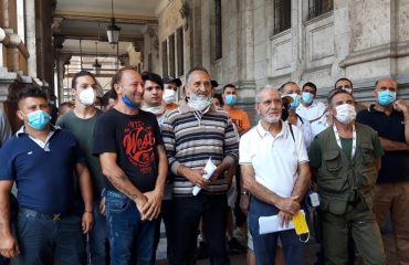 protesta ambulanti piazza sorcinelli