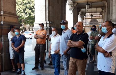 protesta ambulanti piazza sorcinelli