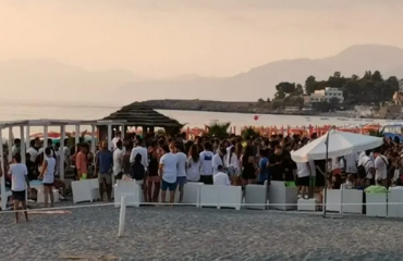 discoteca-evento-spiaggia