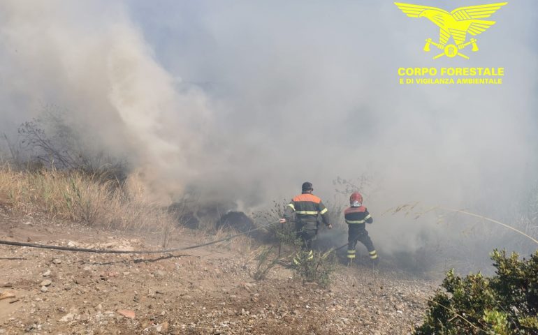 Fuoco in Sardegna: oggi 10 incendi di cui 2 hanno richiesto l’intervento dei mezzi aerei