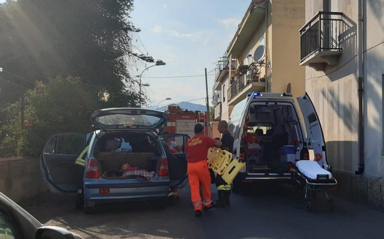 Tortolì, incidente tra due auto: ragazzina di 13 anni all’ospedale