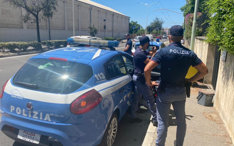 polizia-viale-poetto-cagliari