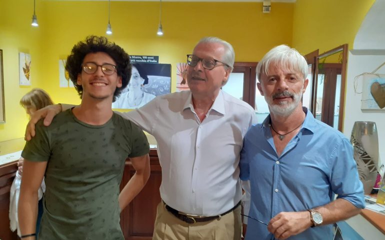 Vittorio Sgarbi in visita a Baunei.  Dove la “Capra” è il simbolo positivo della comunità