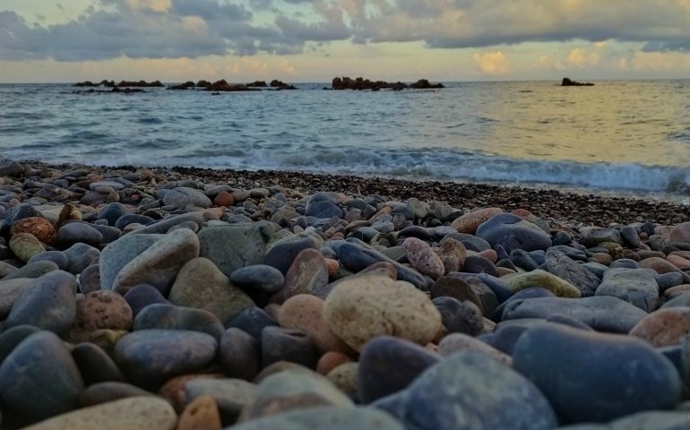 La foto. L’estate volge al termine o è solo uno splendido scatto che ha colto un istante cupo?