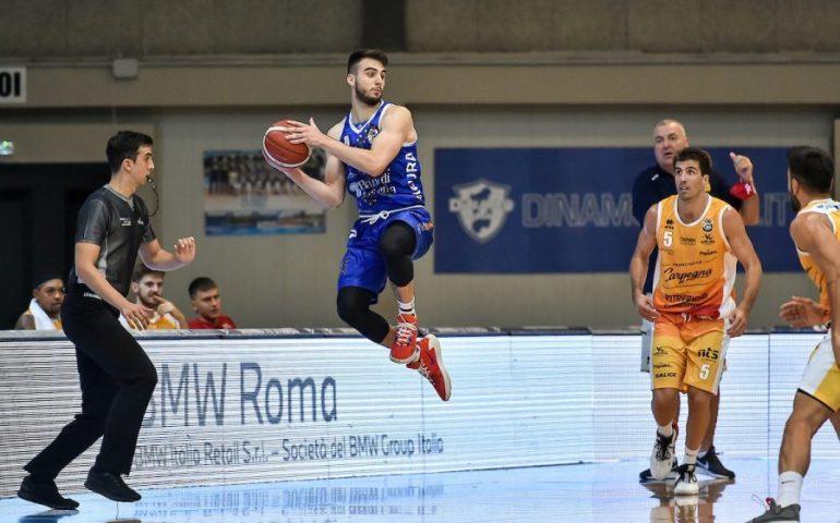 Basket, successo in scioltezza della Dinamo a Roma