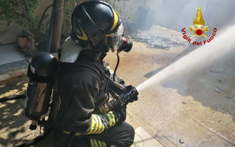 (Video)Paura a Decimo: scoppia un incendio in un appartamento in via Leopardi