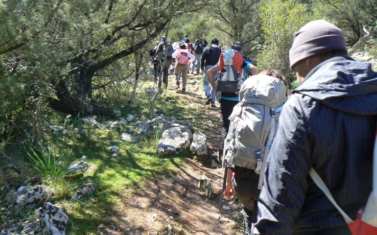 Oliena, donna ferita a Tiscali viene soccorsa