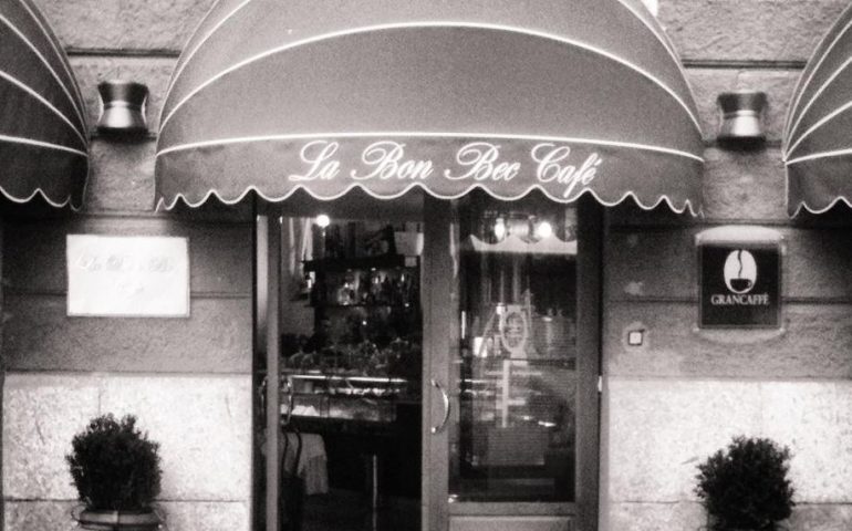 Vi portiamo a La Bon Bec Cafè, il “salotto buono” della città!