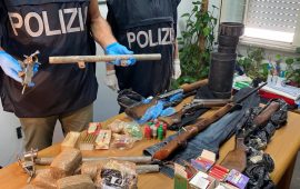 armi-droga-quartu-polizia (1)