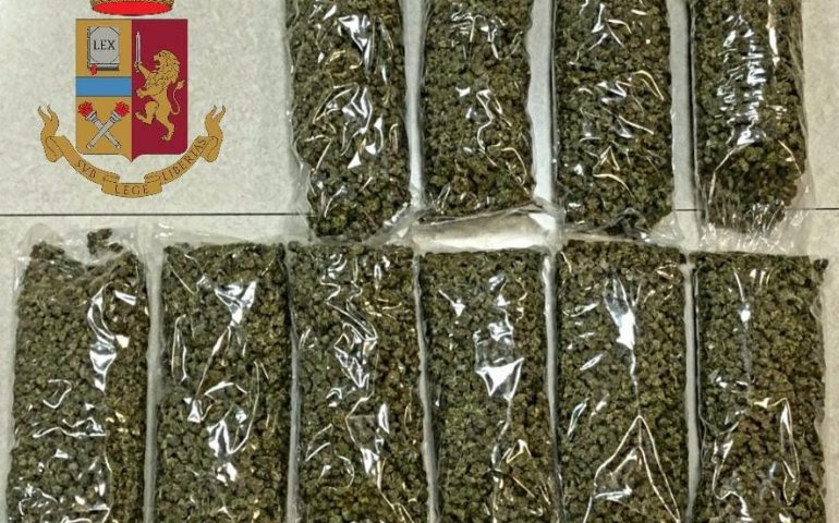 Villacidro, sequestrati dieci kg di marijuana: due giovani in manette