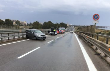 incidente-auto-guard-rail-cagliari