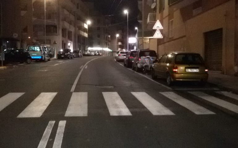 via-della-pineta-cagliari-notte