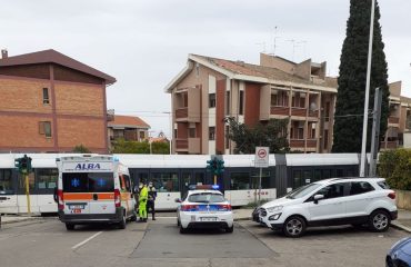 donna-investita-genneruxi-cagliari