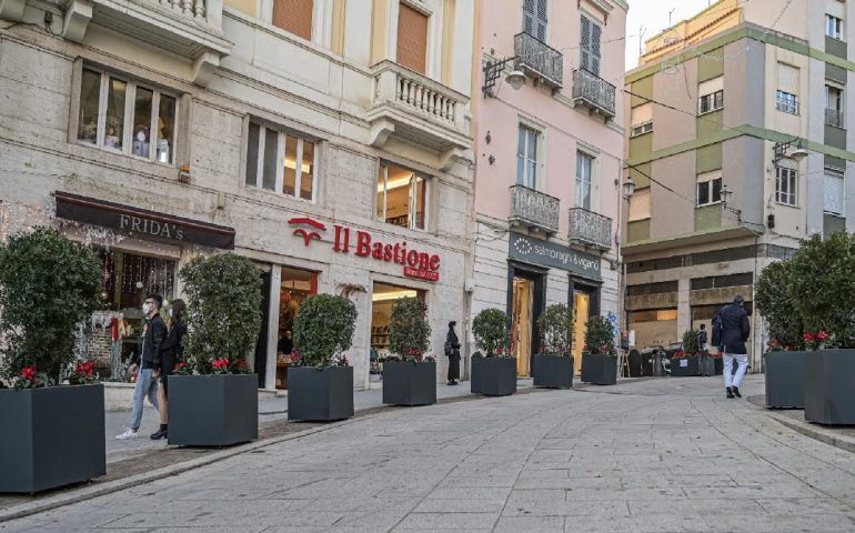 A Cagliari 87 fioriere per abbellire strade e piazze