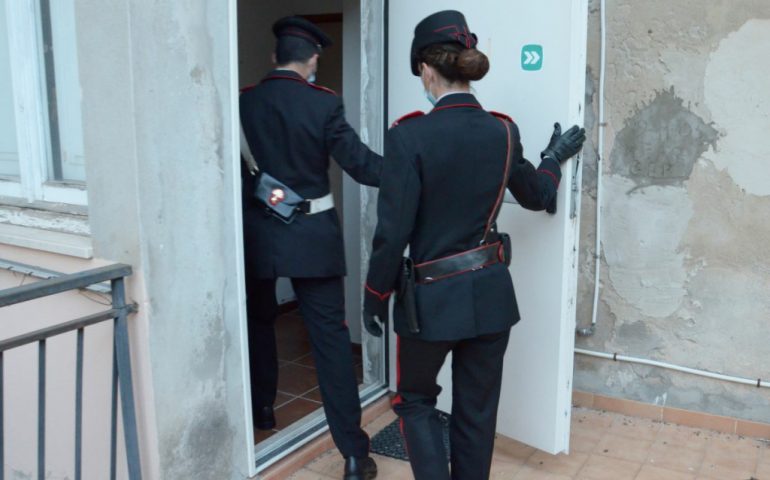 pistole-incustodite-carabinieri-sangavino