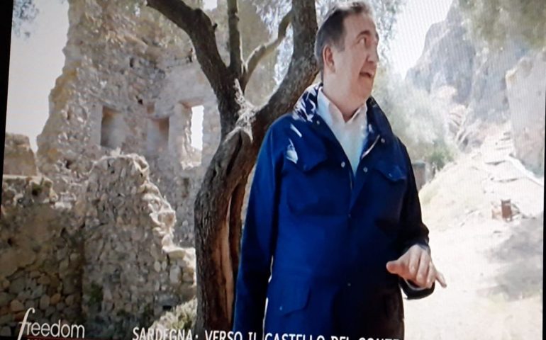 Sardegna in tv, per Roberto Giacobbo tappa a Siliqua: alla scoperta dei misteri del castello del Conte Ugolino