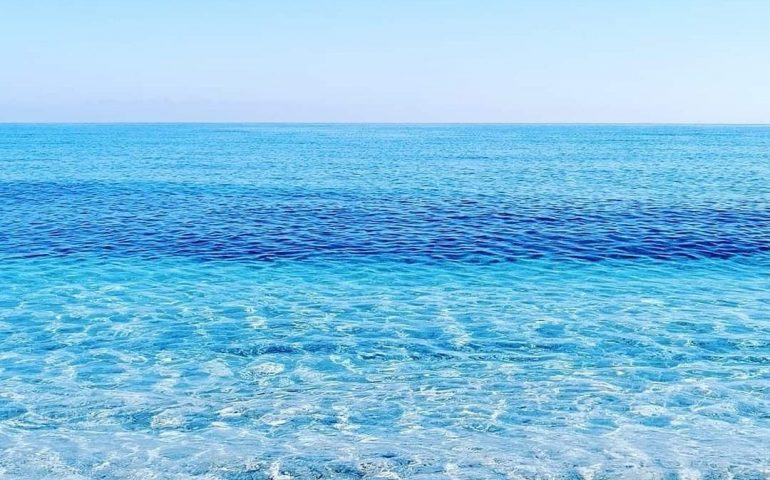Le foto. Cinquanta sfumature di blu nel mare d’Ogliastra