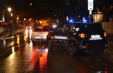 carabinieri-notte-controlli-posto-di-blocco