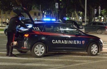 carabinieri-piazza-giovanni-notte-cagliari-posto-di-blocco