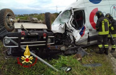 incidente-furgone-fuoristrada-sassari (2)