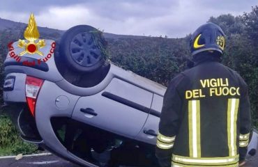 incidente-stradale-sardegna-vigili-del-fuoco