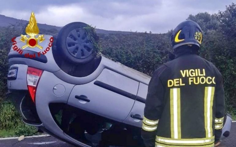 incidente-stradale-sardegna-vigili-del-fuoco