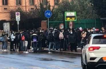 assembramento-pacinotti-cagliari