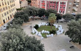 presepe-plastica-piazza-galilei-cagliari (2)