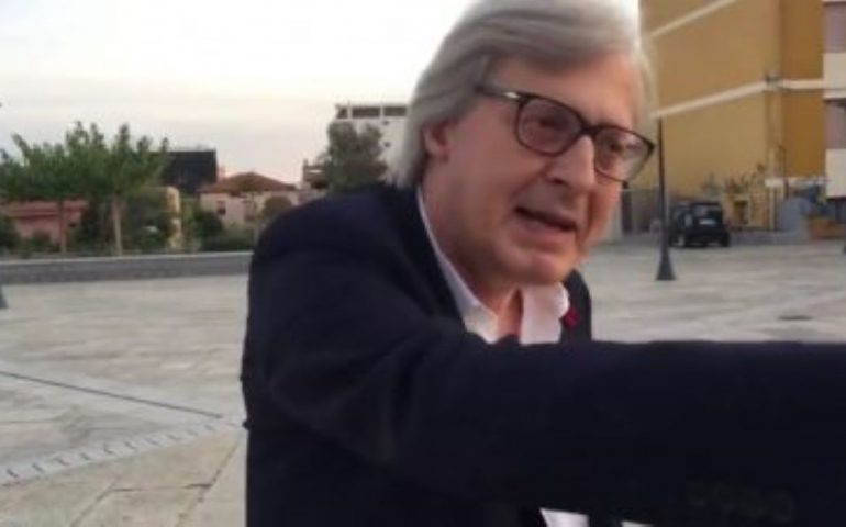 Lockdown totale, il commento di Vittorio Sgarbi: “Sarebbe assurdo. Draghi cacci via Speranza e Ricciardi”