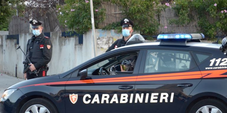 Sardegna, trovato in giro con marijuana e hashish: denunciato giovanissimo studente di Santadi