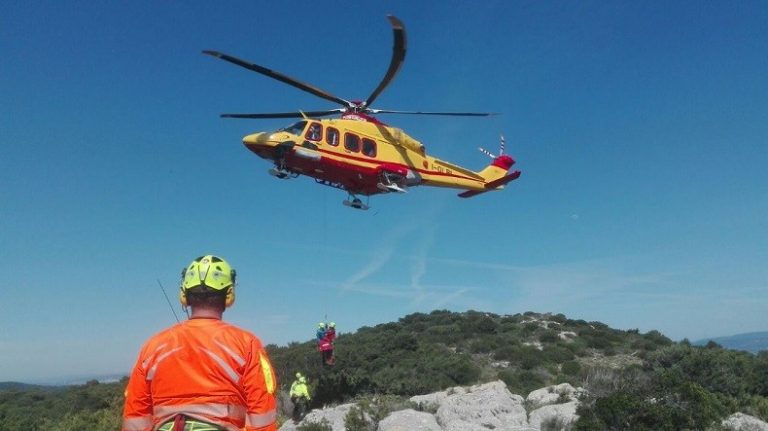 Macomer, grave incidente sul lavoro: ferito trasportato in elisoccorso