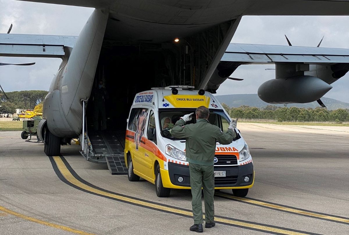Sardegna, missione compiuta per l'Aeronautica Militare bimba di 5 mesi