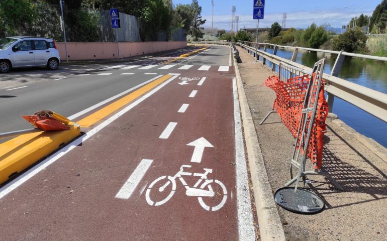 Cagliari: dopo le polemiche e l’ironia sul web la pista ciclabile di via Fiorelli sarà modificata