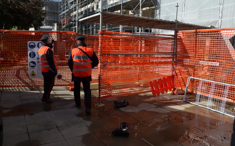 Una grossa chiave inglese gli cade addosso: operaio 46enne perde la vita in un cantiere a Santadi