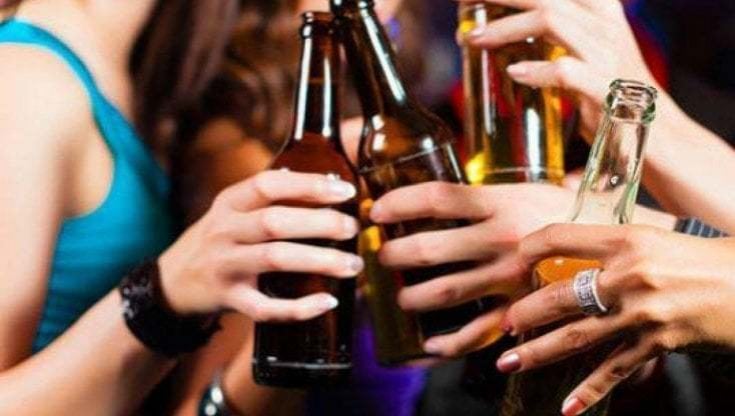 Nonostante i divieti, fanno una super festa: multati 18 minorenni a Cardedu