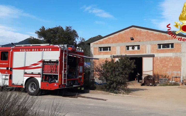 Tertenia, un’esplosione sul lavoro: grave un 31enne trasportato in elisoccorso