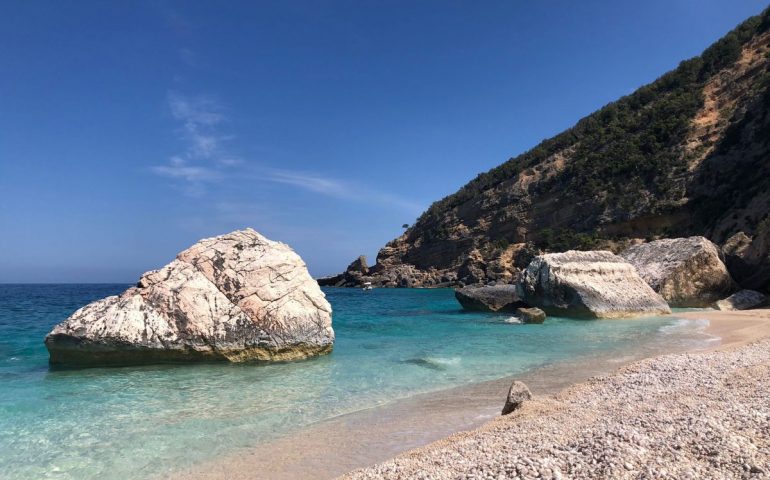 La foto del giorno. Ogliastra, la grande bellezza di Cala Mariolu