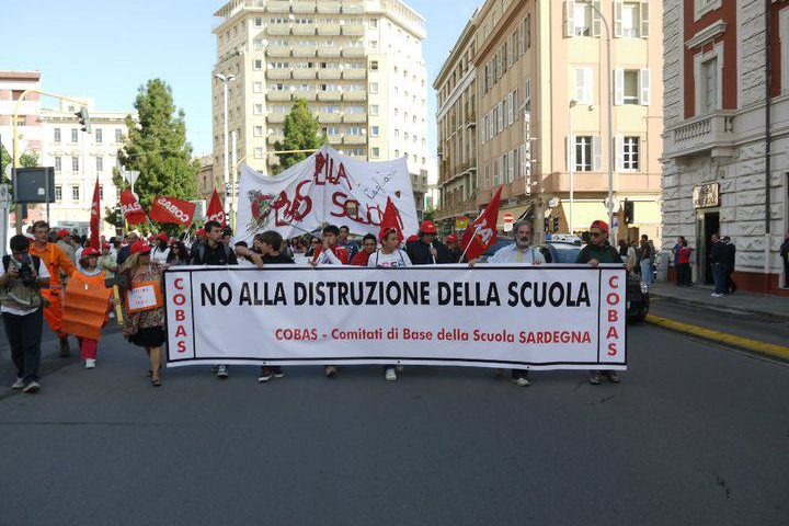 Domani a Cagliari la protesta dei lavoratori della scuola