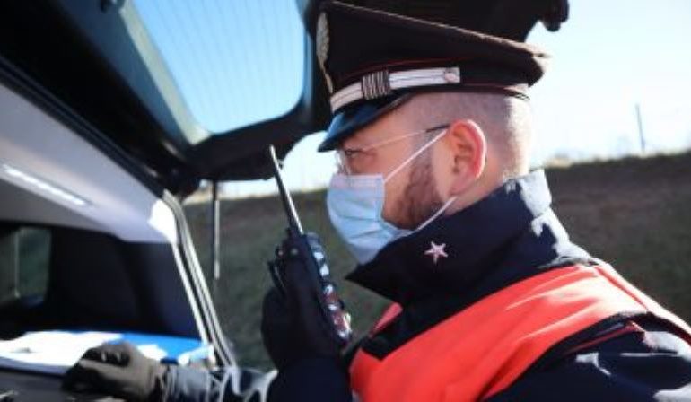 Fonni, spari contro i carabinieri: vasta operazione alla ricerca dei due malviventi