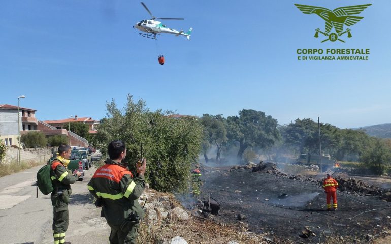 Sardegna, oggi altri 14 incendi in varie zone dell’Isola: quattro hanno richiesto l’intervento dei mezzi aerei