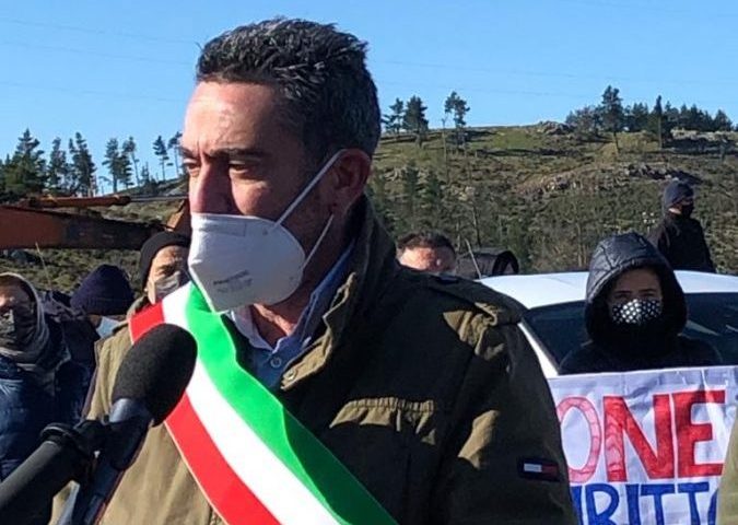 Ussassai, dati incoraggianti dopo il focolaio. Il sindaco: “Si comincia a vedere la luce alla fine del tunnel”