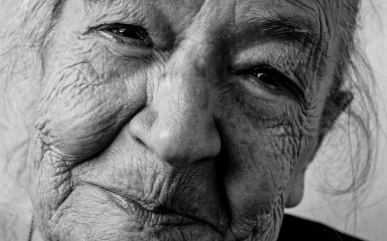Jerzu piange la centenaria “tzia” Albina Mou: a 100 faceva ancora “Is culurgionis” con le sue mani